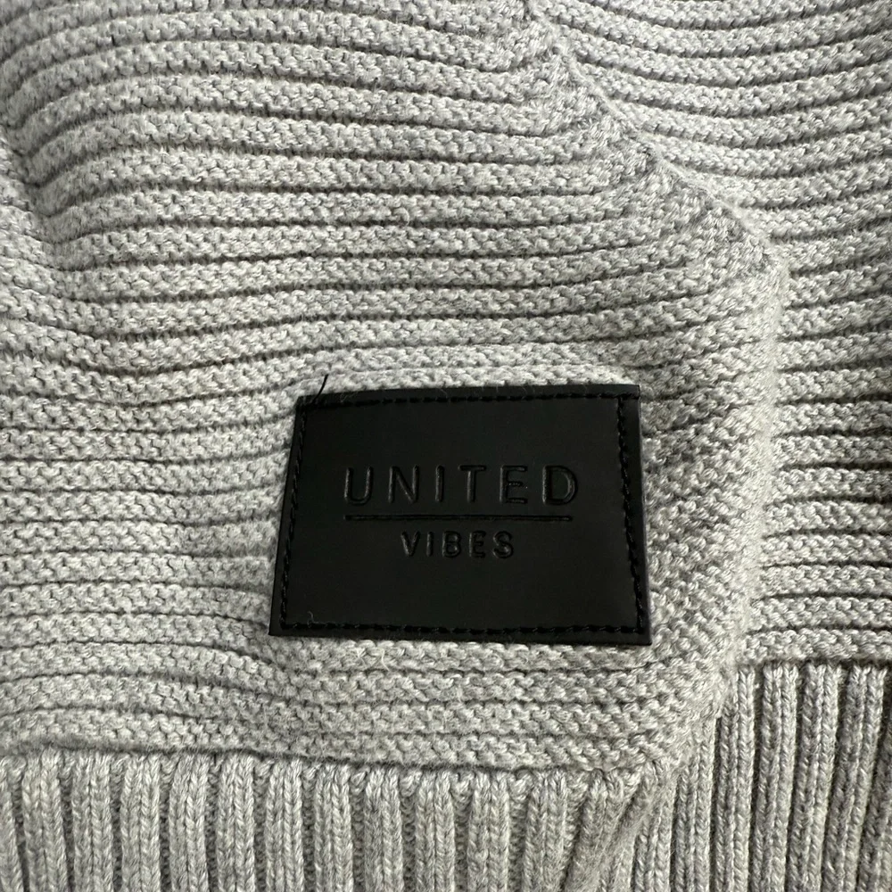 H&M boys pullover gray hooded Sweater size 12-14Y - Picture 6 of 9